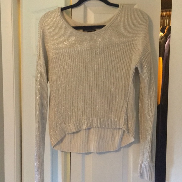 Sweater - Picture 1 of 4